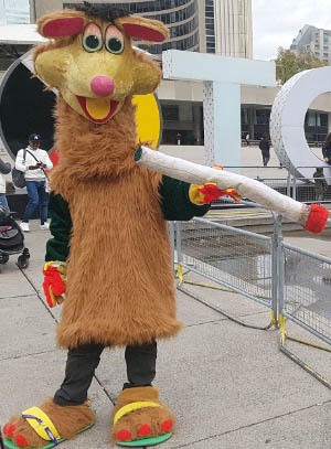 Tokaroo, posing in front of Toronto's city hall