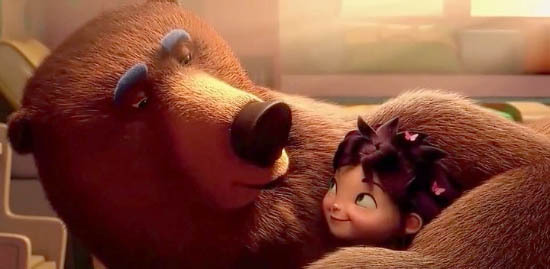 Owen as a bear, hugging his daughter.